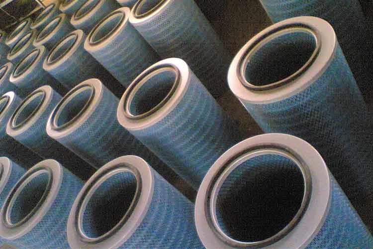 具有質(zhì)量好，易清灰，初始?jí)翰畹?，使用壽命長，價(jià)格低廉的特點(diǎn)