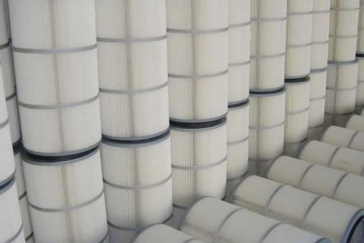 具有緊密的微孔結(jié)構(gòu)，對1μm的粉塵過濾效率可達9成，有多種外形尺寸可選擇